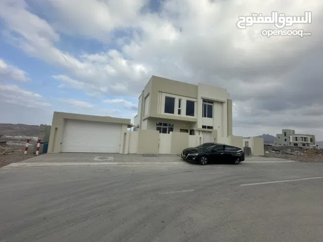 منزل حديث البناء للايجار في دارسيت الطويان