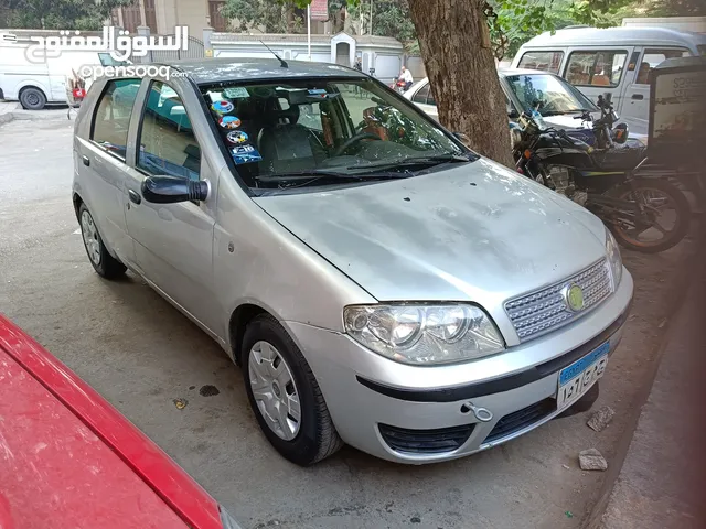 معشوقة المصريين فيات بونتو كلاسيك فابريكة بالكامل من الداخل والخارج وحالتها العامة ممتازة