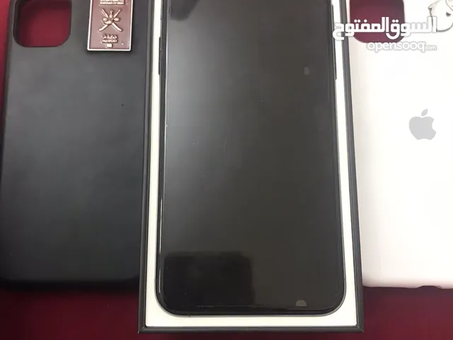 ايفون 11pro max الجاد يشوف الوصف ويتواصل معي