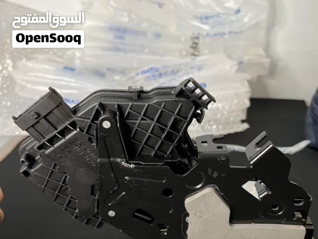 سنتر لوك باب امامي سيارة رانج روفر