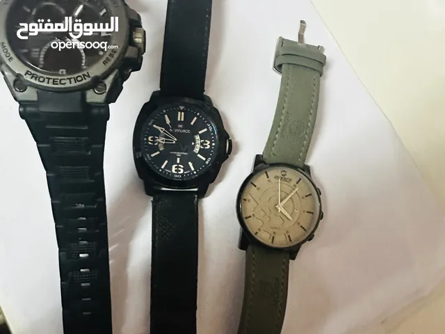 Wrist watches 3 pieces 8 OMR all