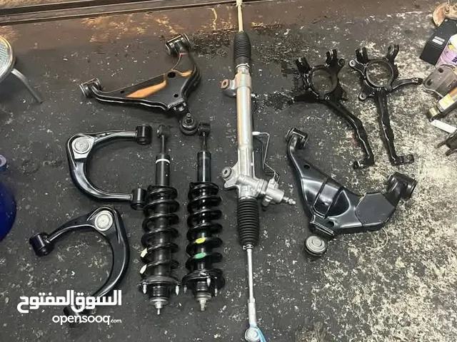 يوجد لدينا جميع انواع لقطع الغيار الأصلية
