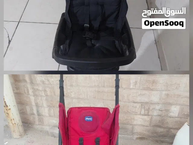 عربة أطفال مفردة وعربة لتوأم