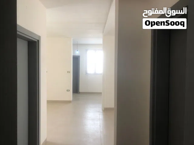 140 m2 More than 6 bedrooms Townhouse for Rent in Tripoli Abu Saleem