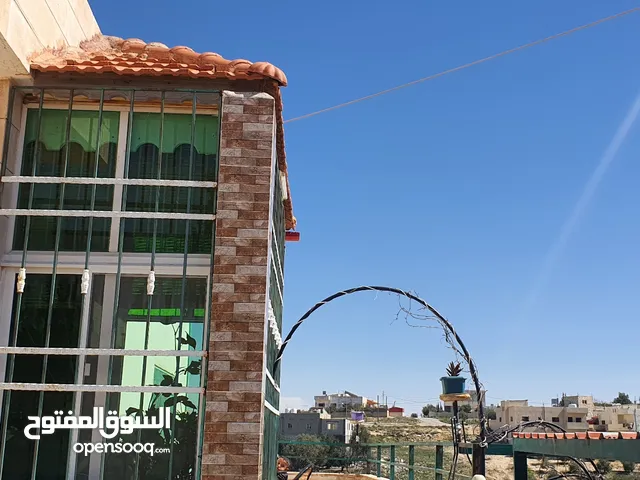 170m2 4 Bedrooms Townhouse for Sale in Al Karak Ader