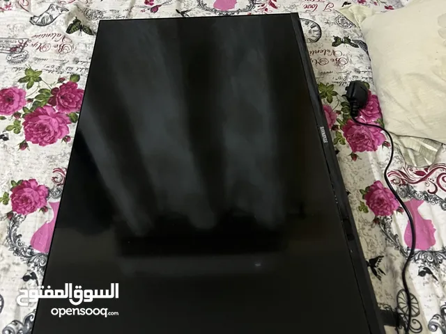Others Smart 30 inch TV in Al Ain