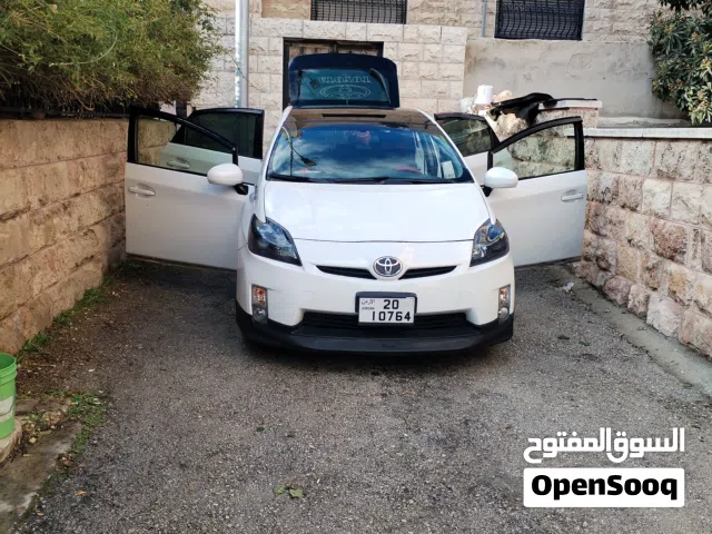 Used Toyota Prius in Amman