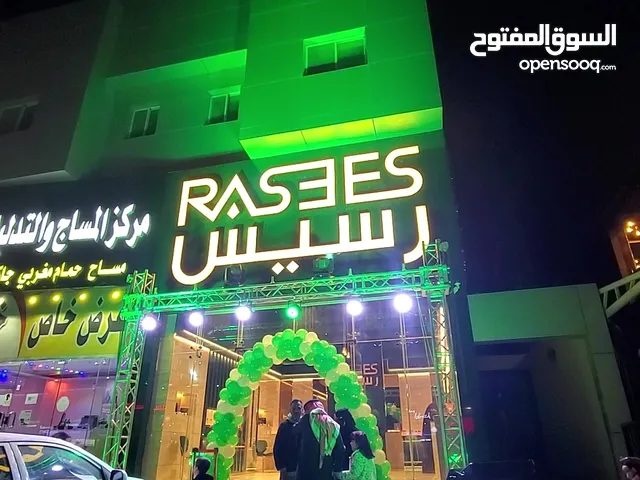 تأجير كشافات إضاءات ملونه ليزر قوس بالونات مجسم دميه شخصيه هوائيه سيتي كلر للافتتاحات الرياض المحلات