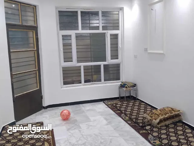 250 m2 3 Bedrooms Townhouse for Sale in Baghdad Ameria