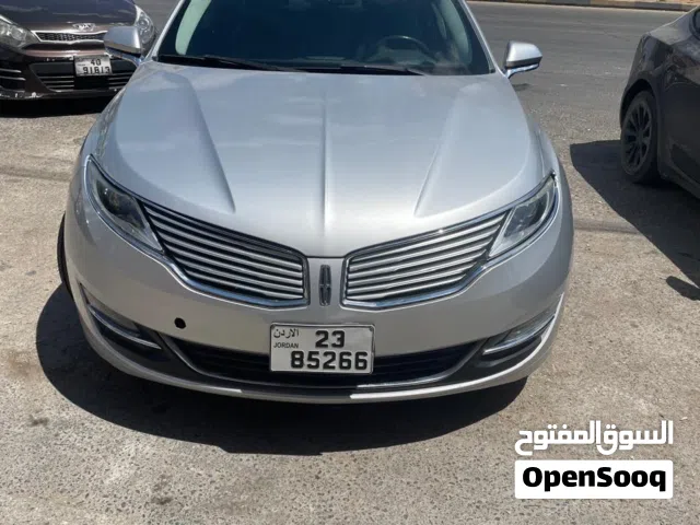 2014 لينكولن MKZ Premiere