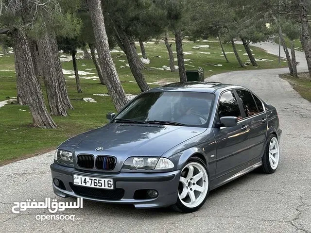 BMW E46 323i model 2001