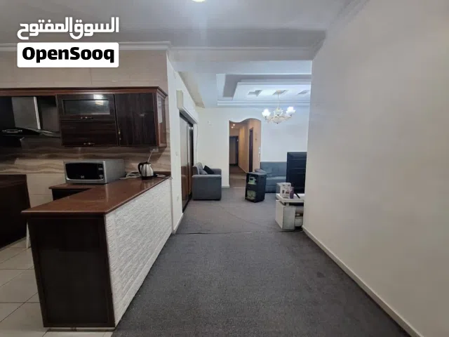 شقة فاخرة للبيع - بالقرب من فندق اوبال -طريق المطار- ضاحية الامير علي