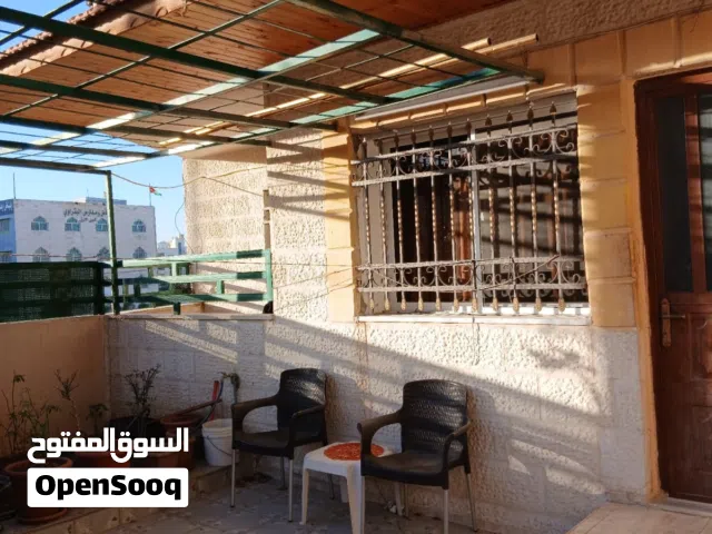 150 m2 4 Bedrooms Apartments for Sale in Zarqa Al Zarqa Al Jadeedeh