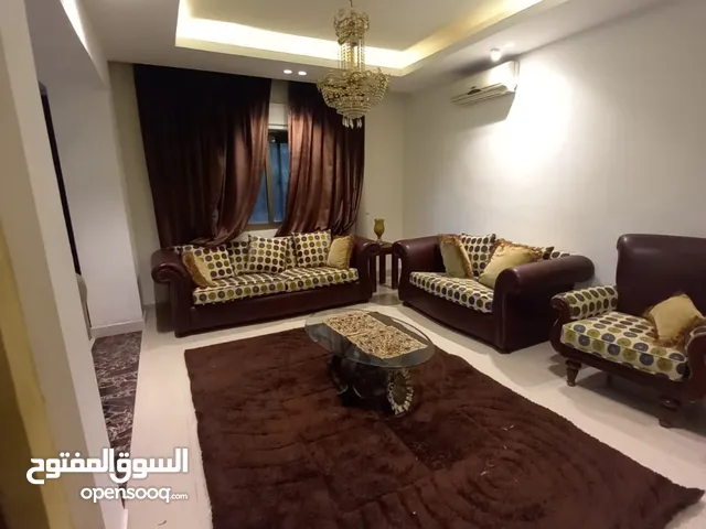 187m2 3 Bedrooms Apartments for Sale in Amman Um El Summaq