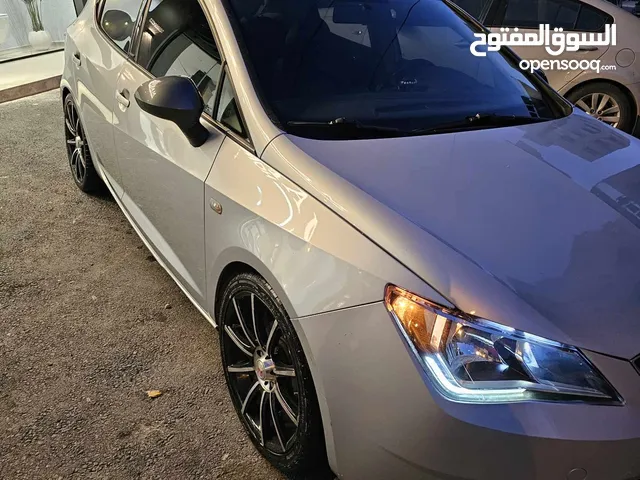 seat ibiza 2016 connect ماطور 1200 جير عادي فخص نخب  جنط 17  سعر  48