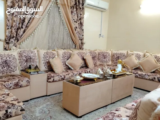 غرفه جلوس خالي من العيوب