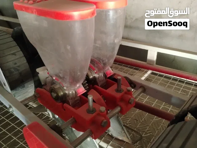 الة بذارة بصل و برسيم