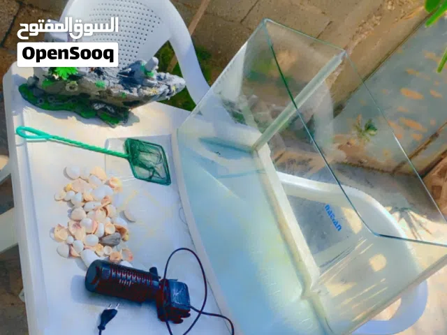حوض سمك للبيع وعده كامله
