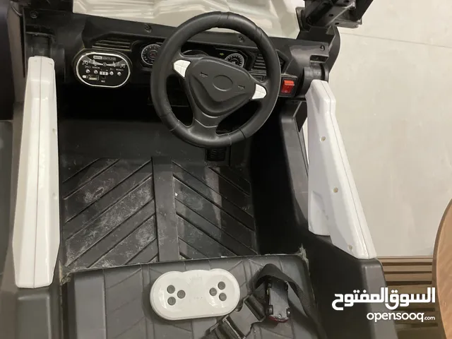 سيارة اطفال كهربائية مستعملة للبيع