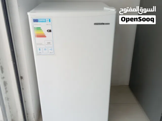 ثلاجه مكتبيه استعمال بسيط انفيرتر مكفوله ختم الشركه