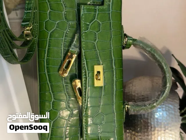 Shoulder Bags Other for sale  in Northern Governorate