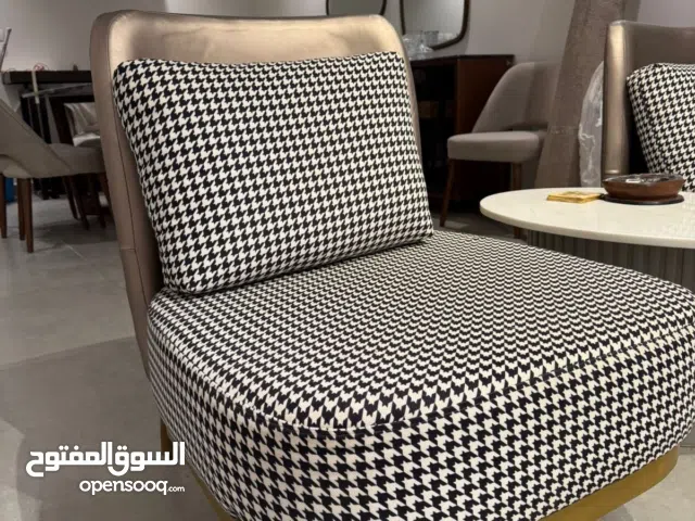 جديد 2 كرسي فوتيه جلد شاسيه معدن