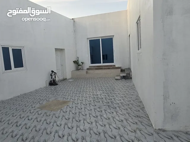 120 m2 2 Bedrooms Apartments for Rent in Muscat Seeb