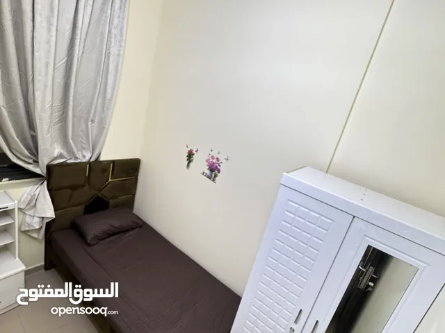 بارتشنات و سراير للبنات في شارع خليفة