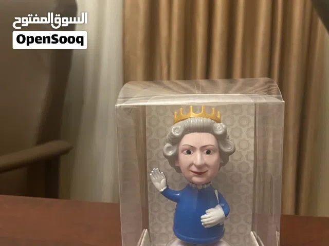 للبيع – مجسم Dancing Queen الأصلي للملكة إليزابيث