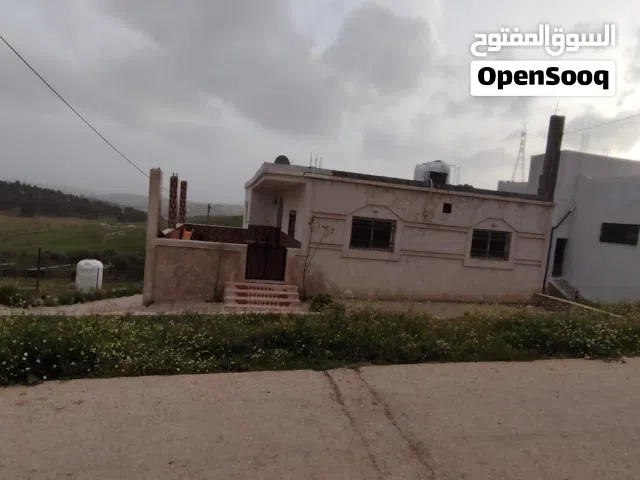 175 m2 3 Bedrooms Townhouse for Sale in Mafraq Rhab