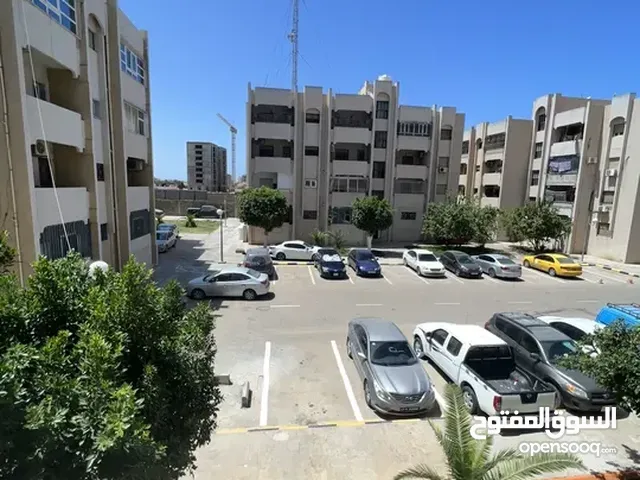 شقه بطريق المطار عمارات الحديد والصلب بجنب وزاره الداخليه