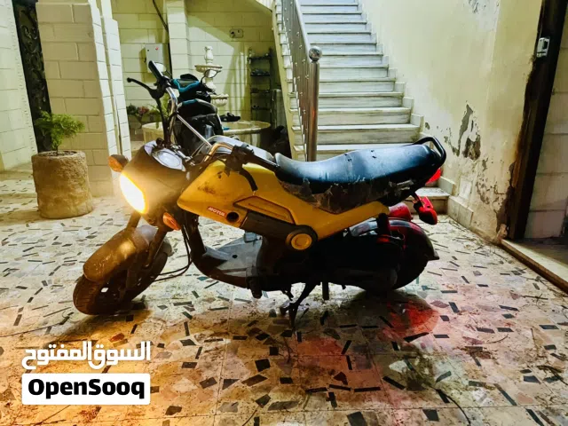 نافي للبيع والع تتحرك تبي دوره