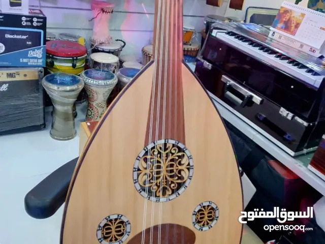 للبيع عود مصري صناعه  شريف حجاج المواصفات تحت