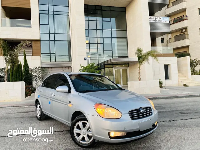 هونداي فيرنا فل اوتماتك ماتور 1600 السيارة ماشاءالله بحالة ممتازة جدا ترخيص وتأمين جديد. الله يبارك