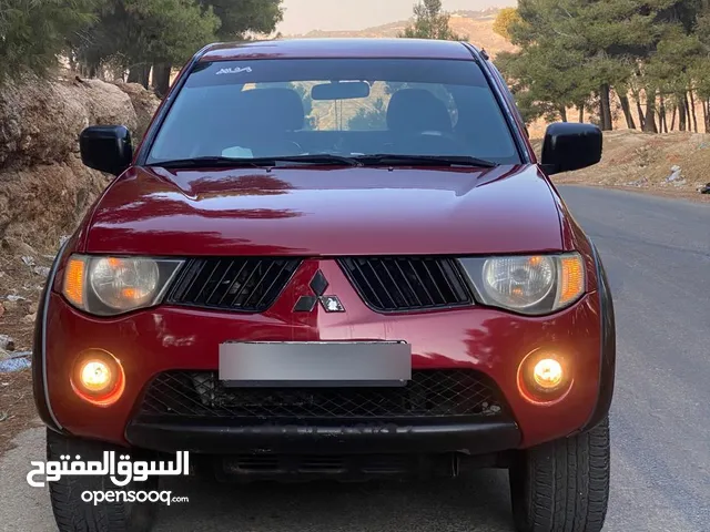 ميتسوبيشي L200 2009 للبيع