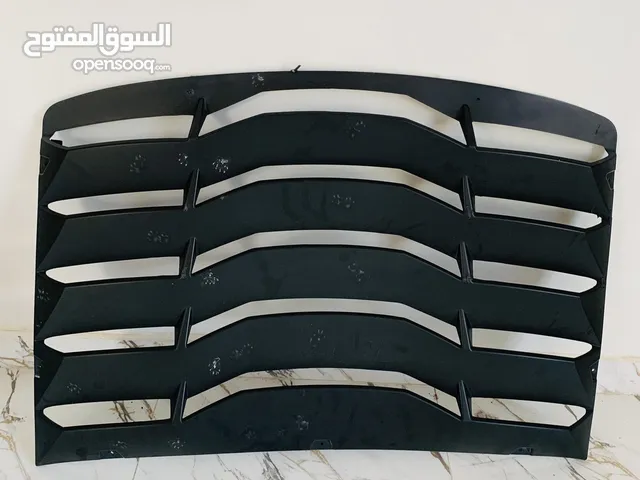 كاب للجامه الخلفية لسيارات الرياضية للبيع