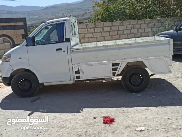 باص عفريت حوض 2006 للبيع بسعر عرطه قابل للتفاوض بالمعقول صاحبه محتاج فلوس يسافر 21 الف سعودي