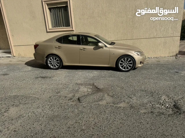 Used Lexus IS in Al Ahmadi