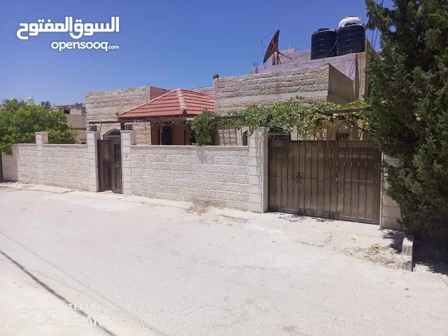 172 m2 4 Bedrooms Townhouse for Sale in Zarqa Daheit Makka Al-Mokarameh