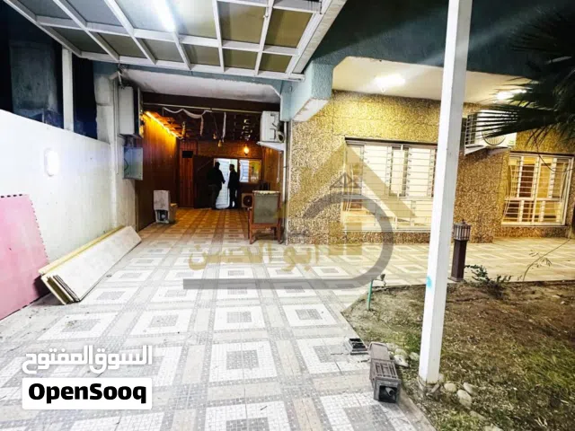 350 m2 More than 6 bedrooms Townhouse for Rent in Basra Baradi'yah