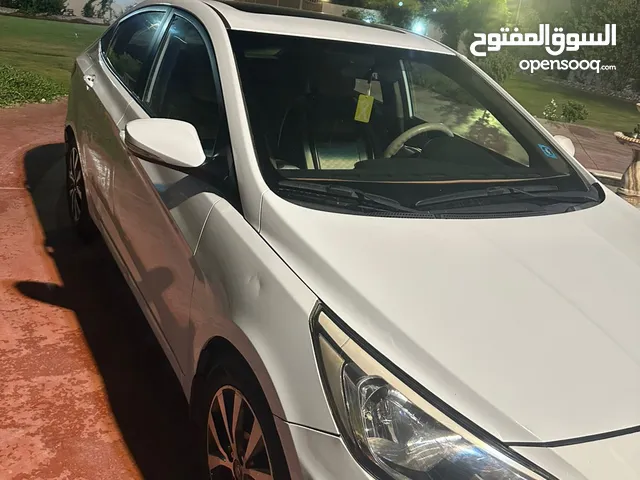 اكسنت 2016 للبيع