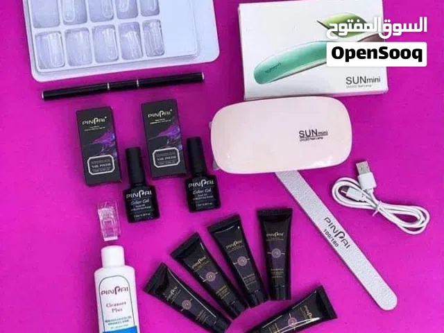 بكج حقيبة اكرلك متكاملة مع جميع ملحقاته الضرورية  بولي جيل من Misscheering PROFESSIONAL NAIL ART K