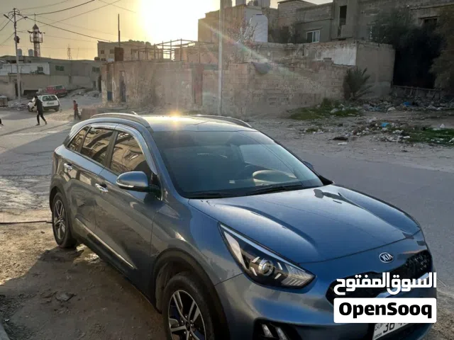 2020 كيا نيرو Standard