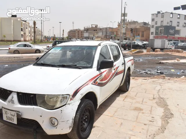 Used Mitsubishi L200 in Benghazi