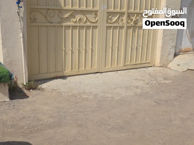 400 m2 4 Bedrooms Townhouse for Rent in Buraimi Al Buraimi