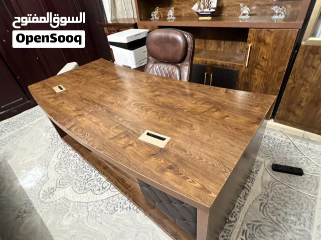 مكتب إداري فاخر خشب