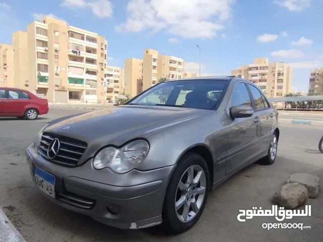 للبيع mercedes c200 2007 sport education