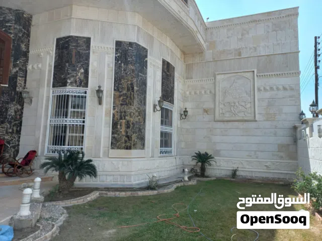 بيت 600 متر مميز للأيجار في منطقة المنصور الداوودي قريب من الشارع العام