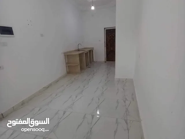 100 m2 2 Bedrooms Apartments for Rent in Tripoli Arada