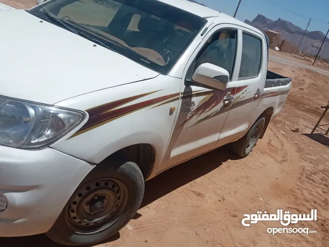 Used Toyota Hilux in Ghat